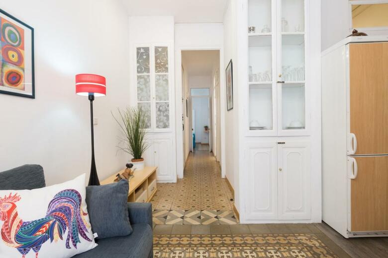 Aparteasy - Central Gracia Apartments
