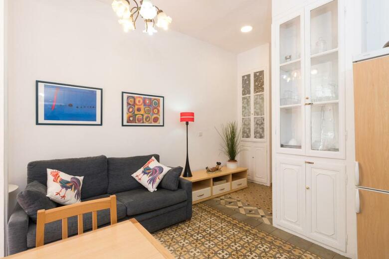 Aparteasy - Central Gracia Apartments