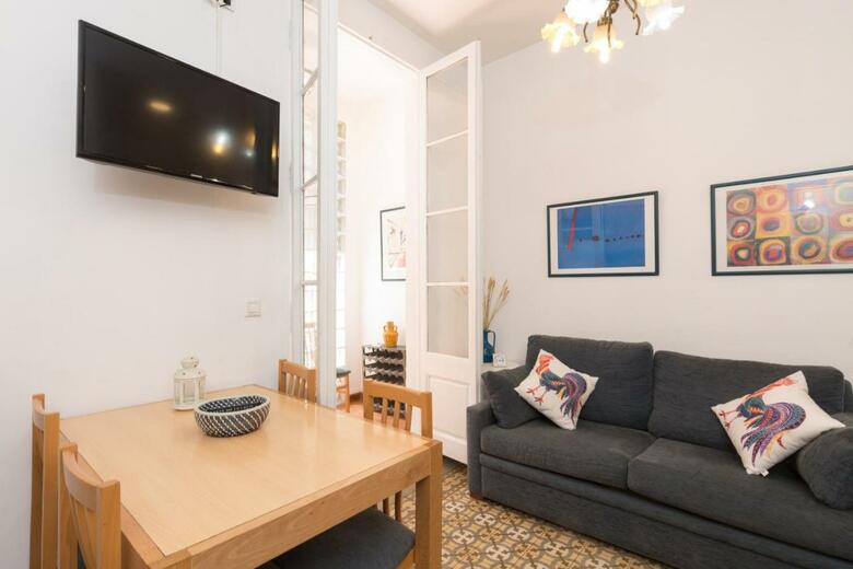 Aparteasy - Central Gracia Apartments