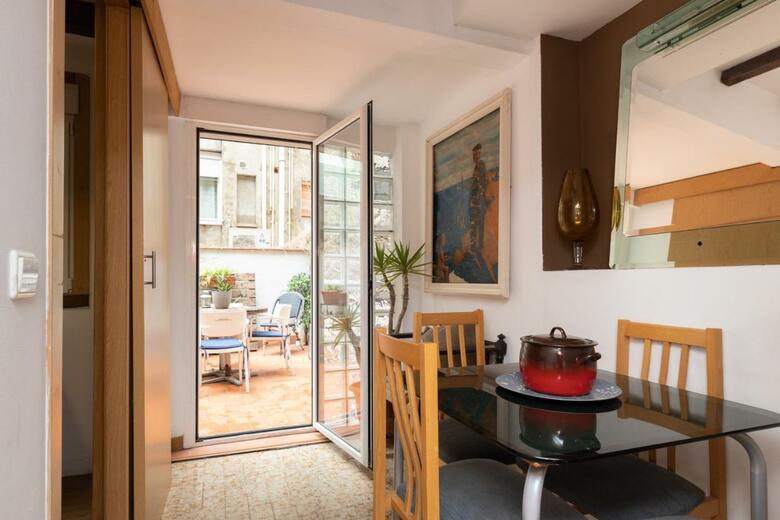 Aparteasy - Central Gracia Apartments