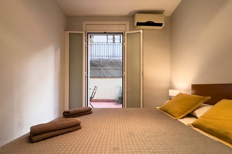 Aparteasy - Central Gracia Apartments