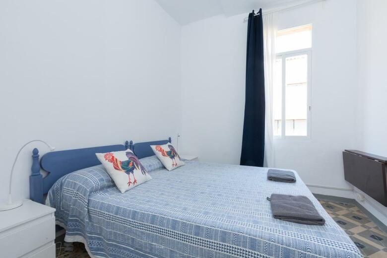 Aparteasy - Central Gracia Apartments