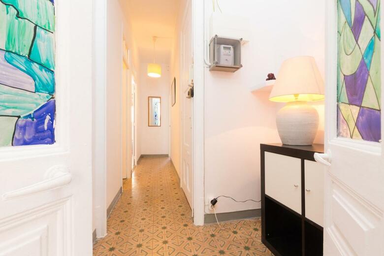 Aparteasy - Central Gracia Apartments