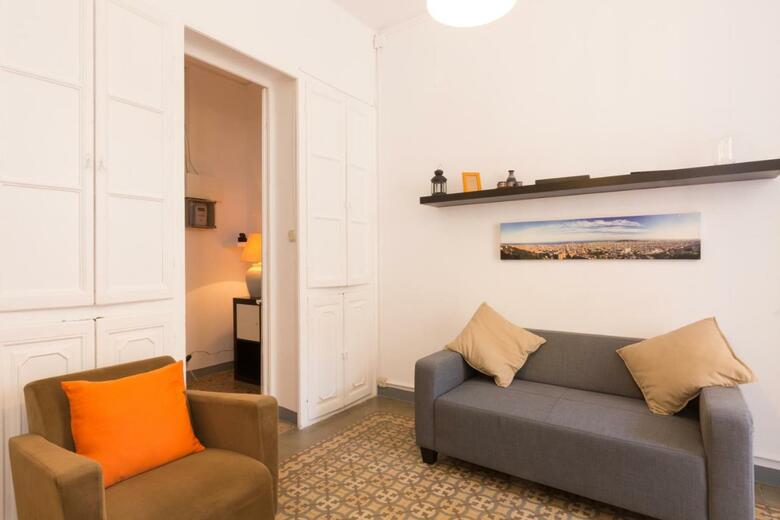 Aparteasy - Central Gracia Apartments