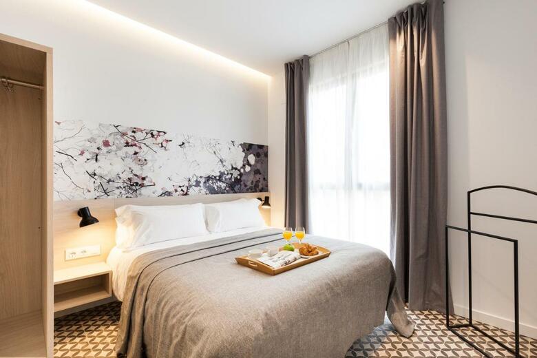 Aspasios Poble Nou Apartments