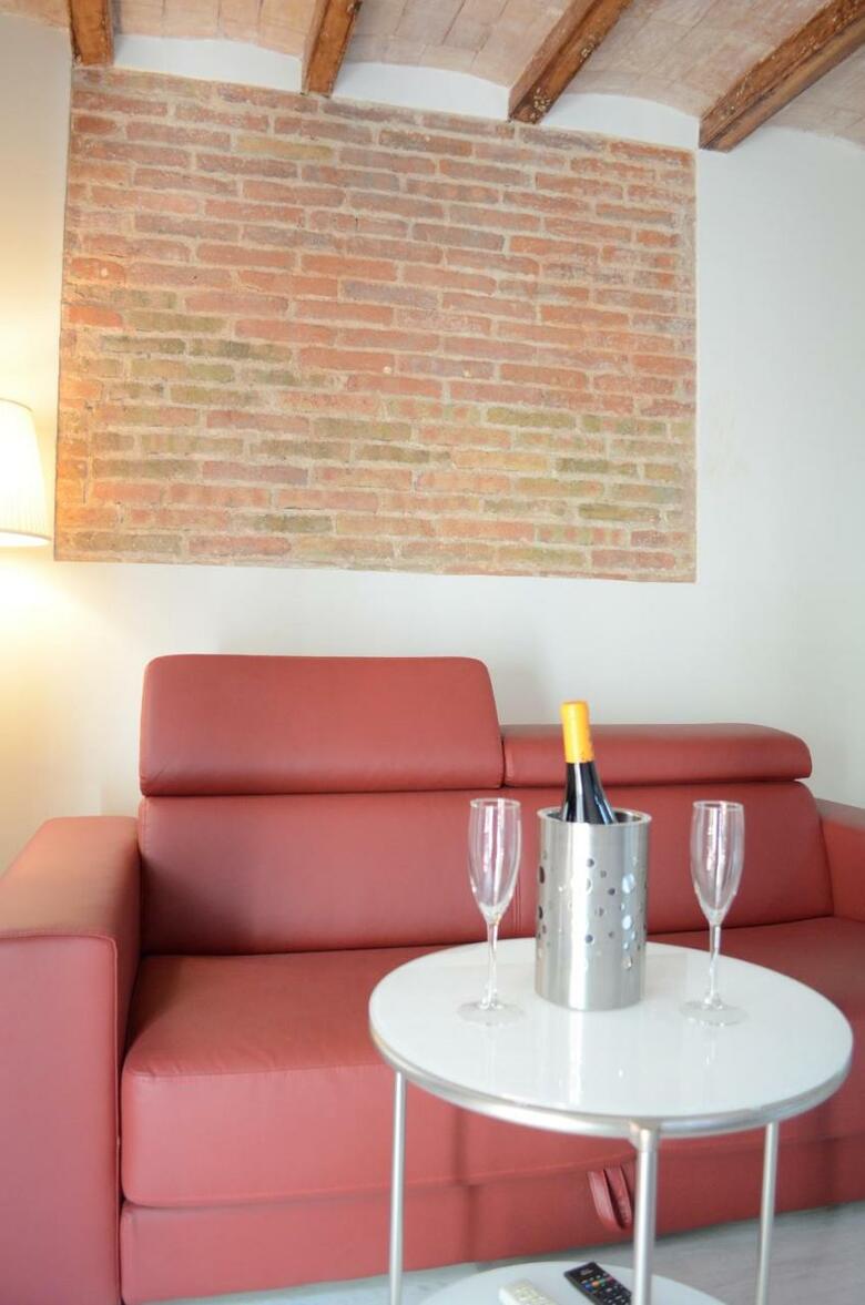 Poble Sec Apartments