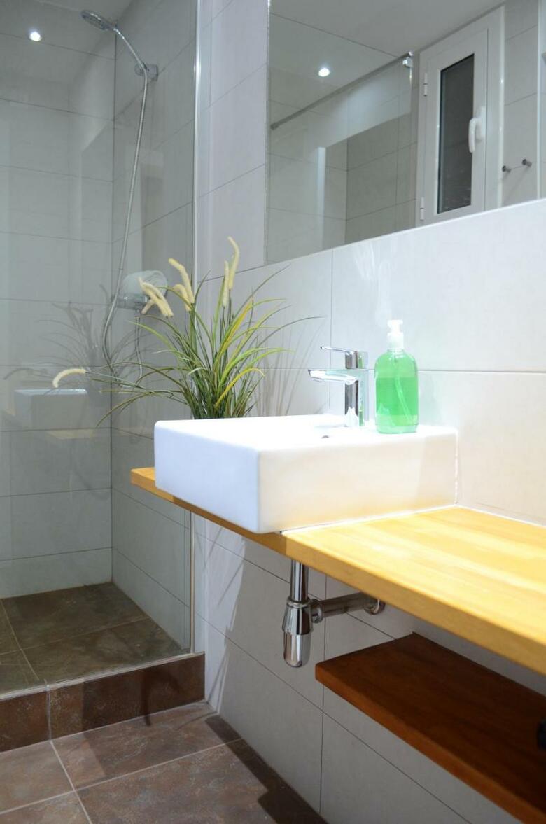 Poble Sec Apartments