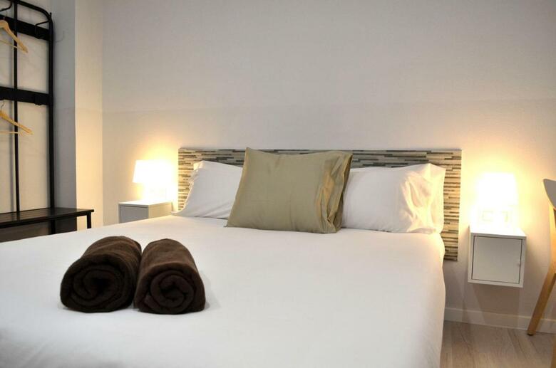 Poble Sec Apartments
