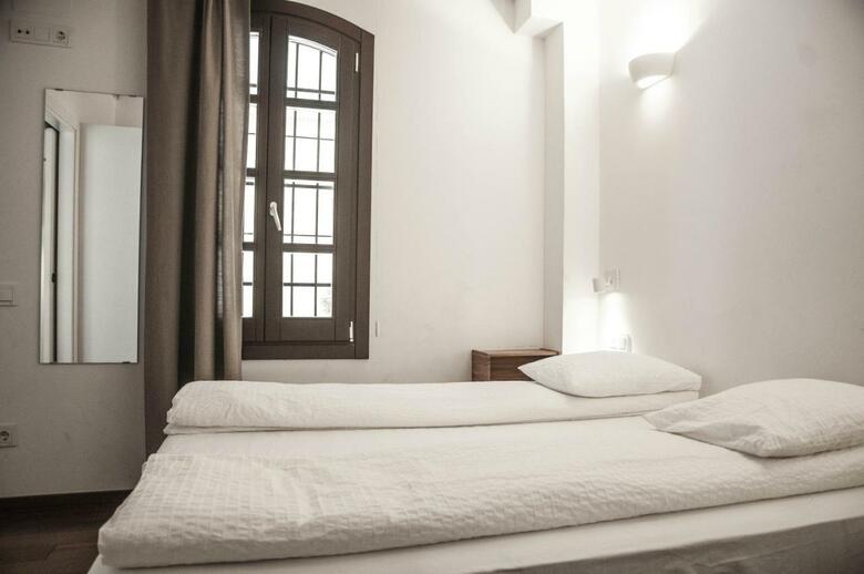 Barcelona Beach Apartments