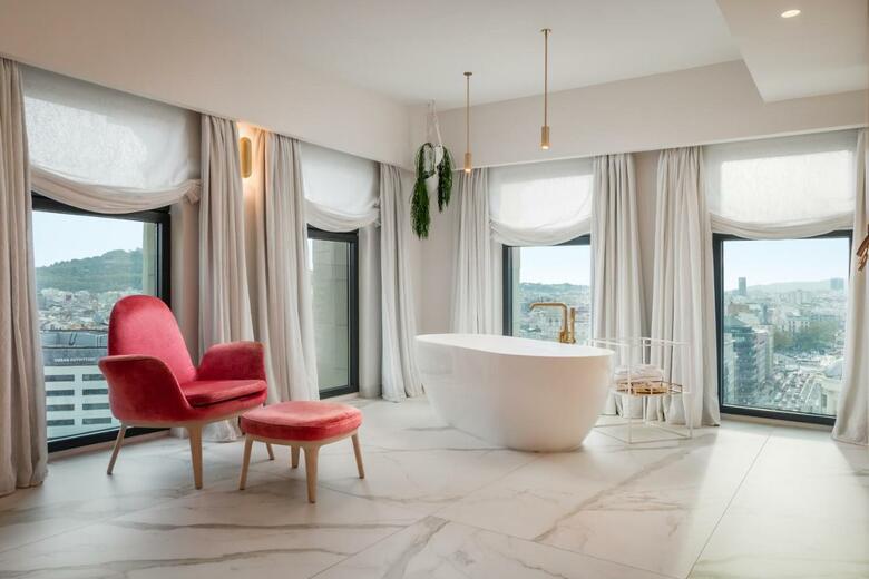 45 Times Barcelona Hotel