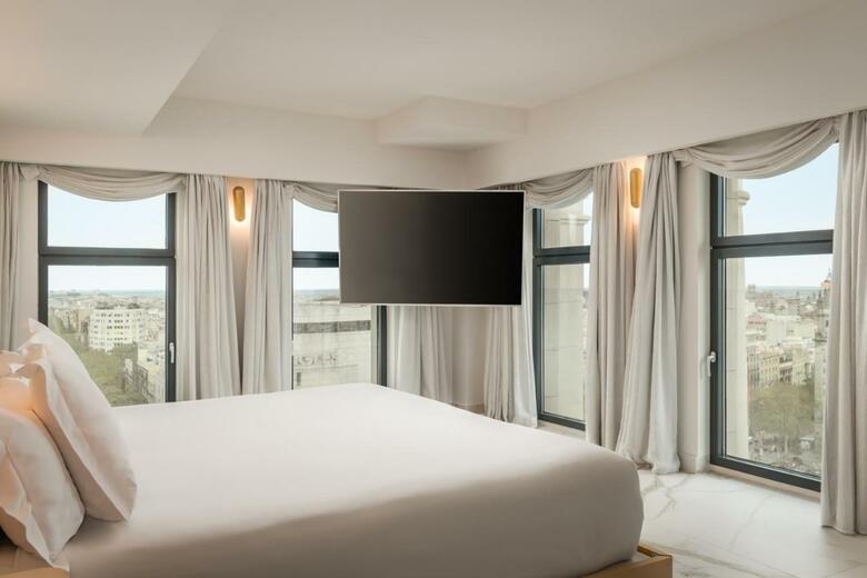 45 Times Barcelona Hotel