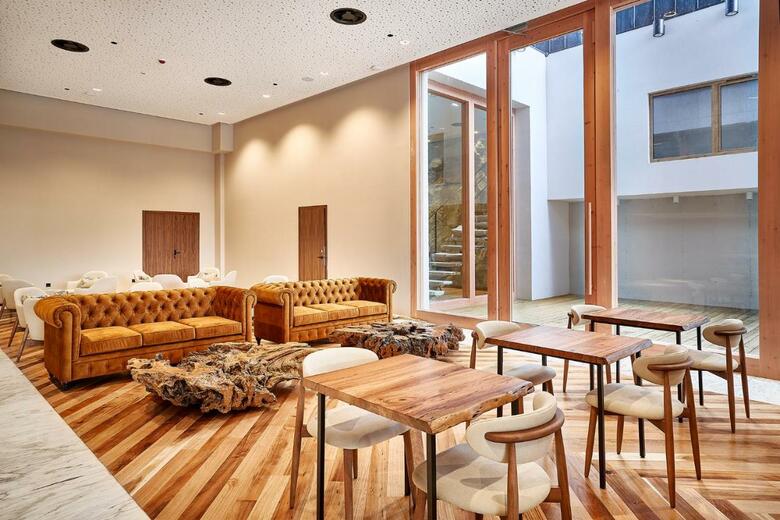 The Log Porto Hotel By Piamonte Hotels