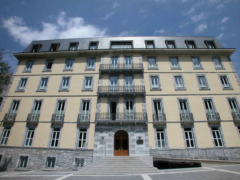 Gran Hotel � Balneario De Panticosa
