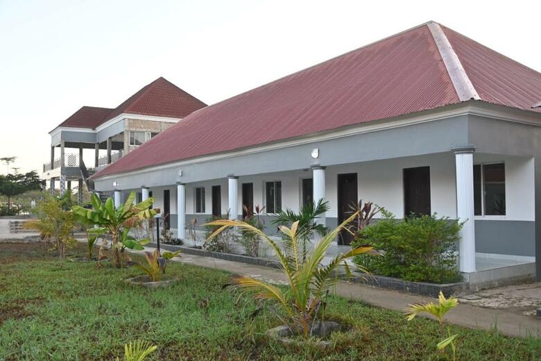 Island Hotel Janjanbureh