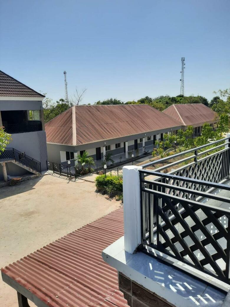 Island Hotel Janjanbureh