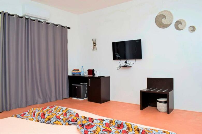 Hotel King Baobab Lodge