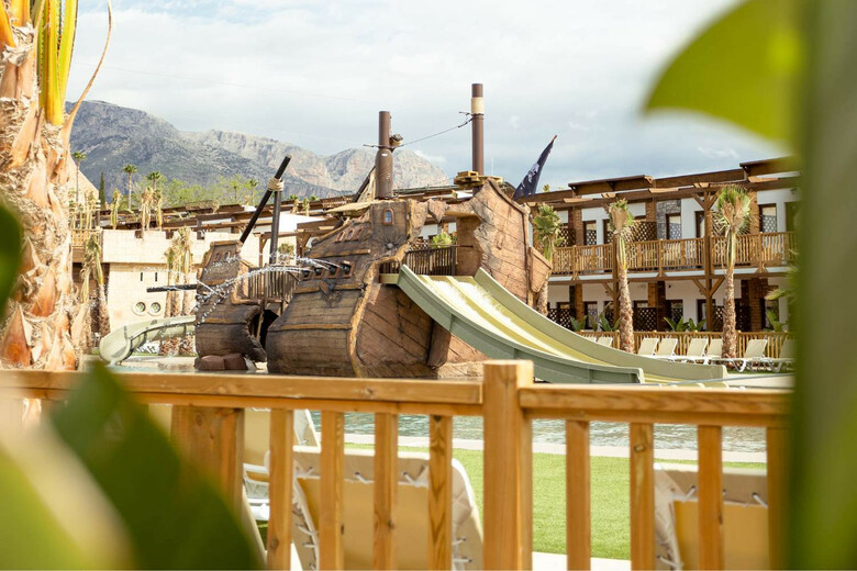 Hotel Magic Pirates Island Resort