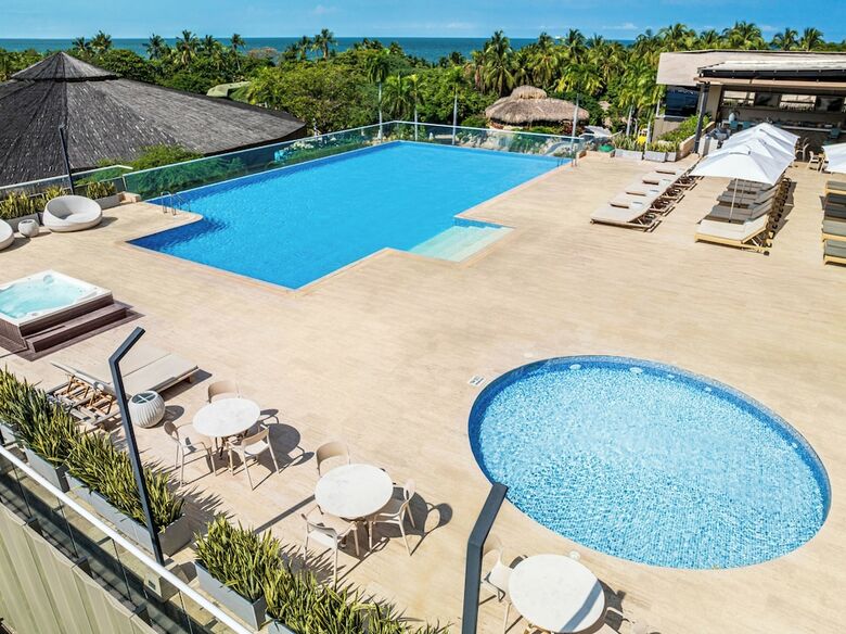 Hotel Irotama Lago