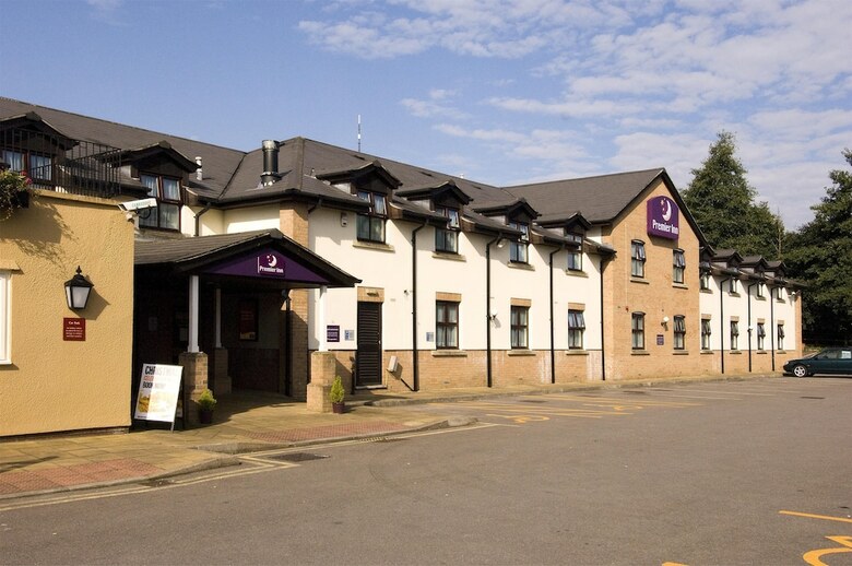 Hotel Premier Inn Cardiff West