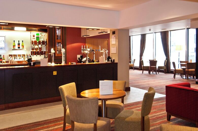 Hotel Premier Inn Cardiff Cc Queen Street