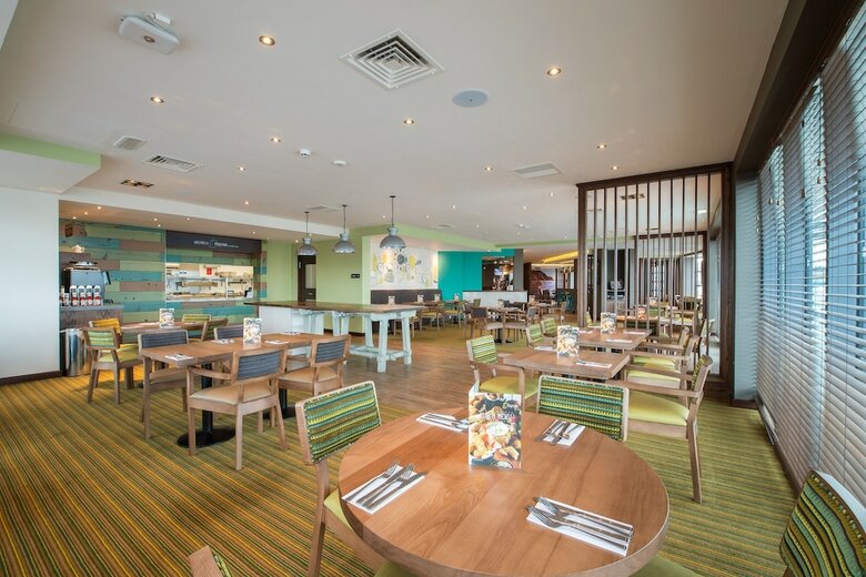 Hotel Premier Inn Exmouth Seafront