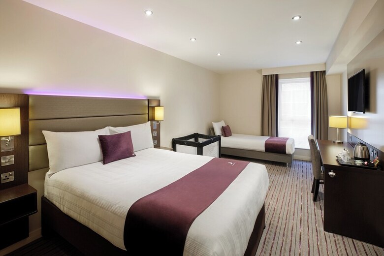 Hotel Premier Inn Milton Keynes South