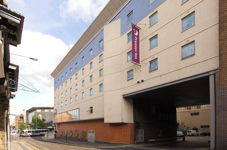 Hotel Premier Inn Sheffield City Centre Angel St