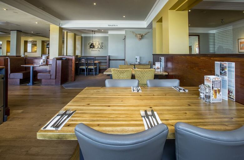 Hotel Premier Inn Leeds / Bradford Airport