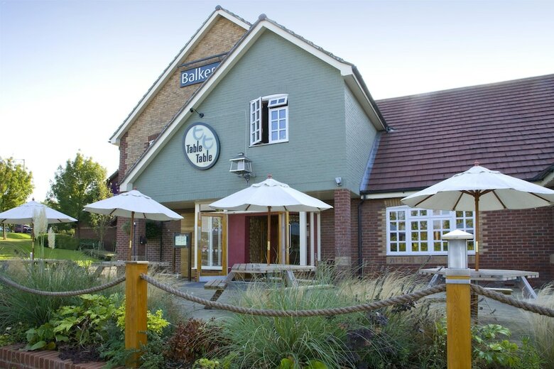 Hotel Premier Inn Colchester - A12