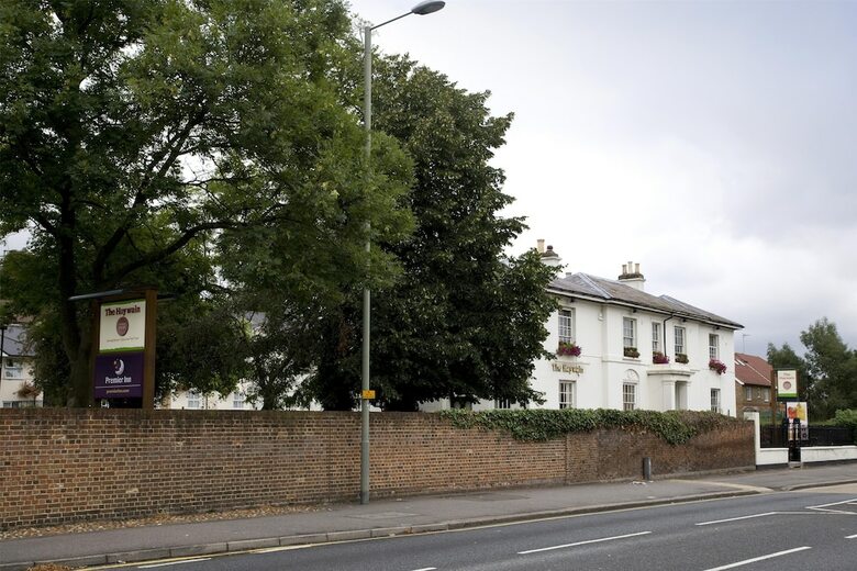 Hotel Premier Inn Epsom Central