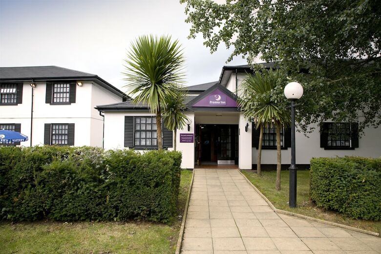 Hotel Premier Inn Cobham
