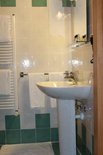 Hotel Caneo