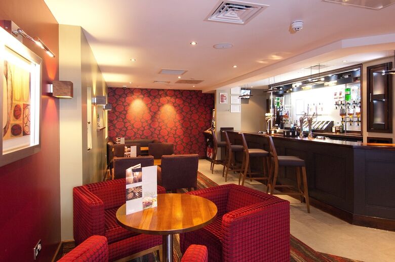 Hotel Premier Inn Sunbury - Kempton Park