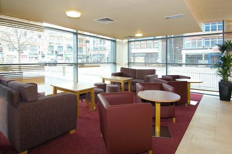 Hotel Premier Inn Leicester City Centre - Train Station