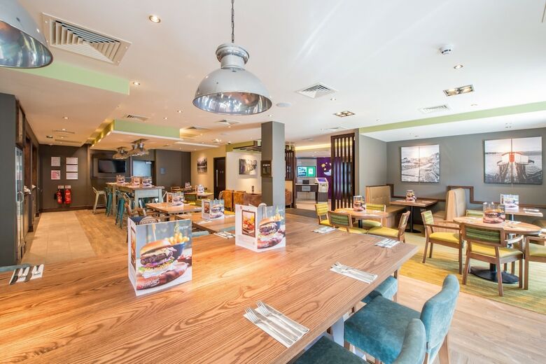 Hotel Premier Inn Tenby Town Centre