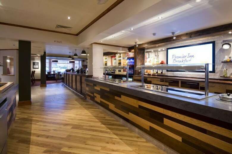 Hotel Premier Inn Newcastle Under Lyme