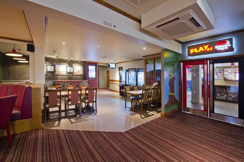 Hotel Premier Inn Newcastle Under Lyme