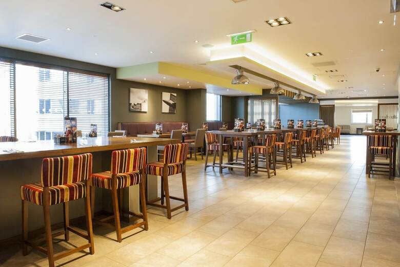 Hotel Premier Inn Woking Town Centre