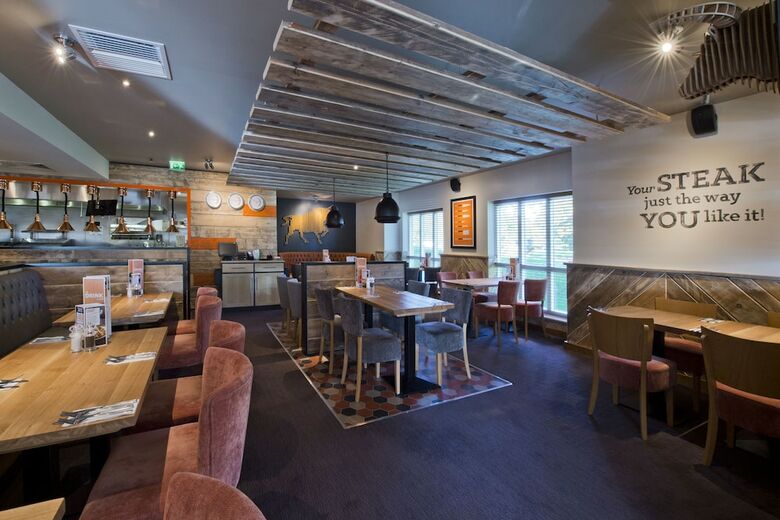 Hotel Premier Inn Cirencester