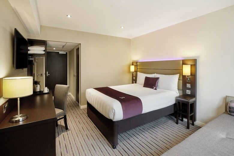 Hotel Premier Inn Cirencester