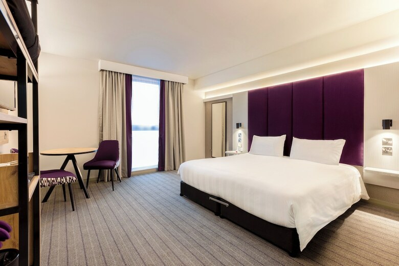 Hotel Premier Inn Swindon Town Centre