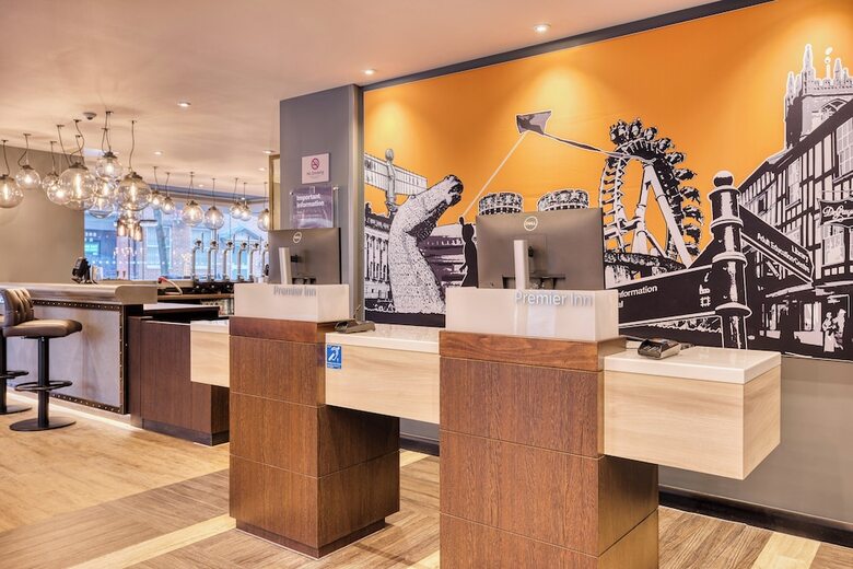 Hotel Premier Inn Swindon Town Centre