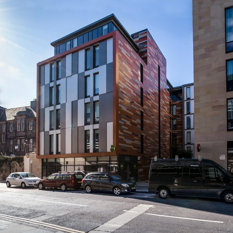 Hotel Hub By Premier Inn Edinburgh - Royal Mile