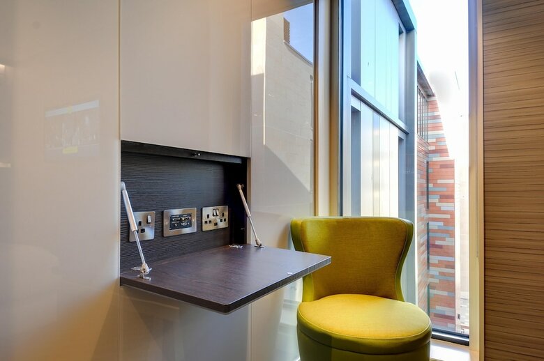 Hotel Hub By Premier Inn Edinburgh - Royal Mile