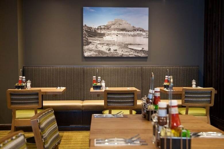 Hotel Premier Inn Jersey Charing Cross
