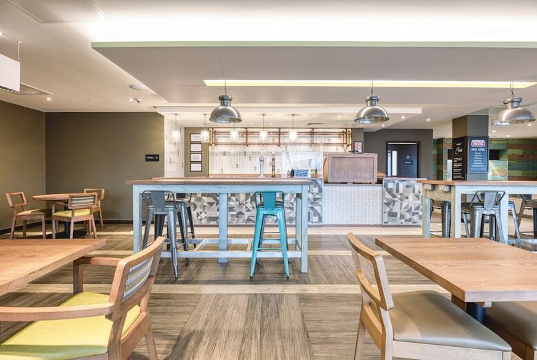 Hotel Premier Inn Wokingham Town Centre