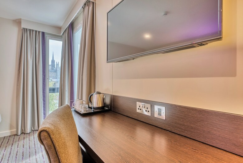 Hotel Premier Inn Edinburgh Cc Waverley