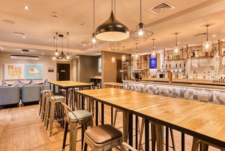 Hotel Premier Inn Dublin Cc Temple Bar