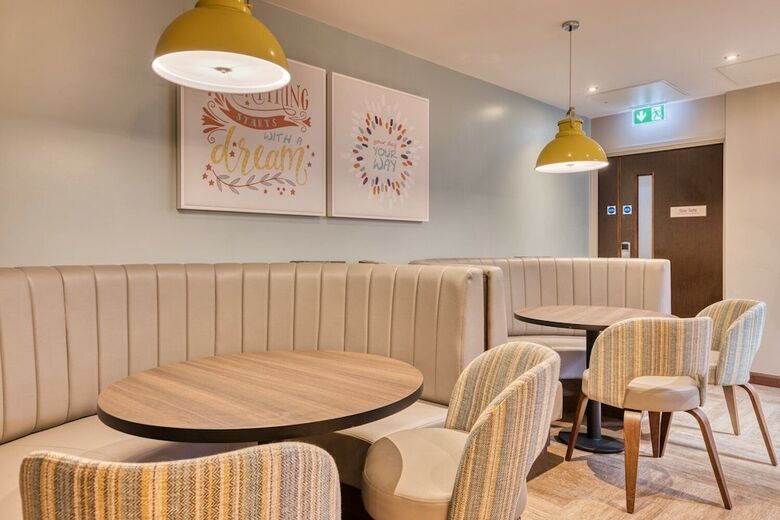 Hotel Premier Inn Dublin Cc Temple Bar