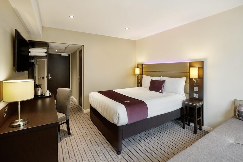 Hotel Premier Inn London Uxbridge Town Centre